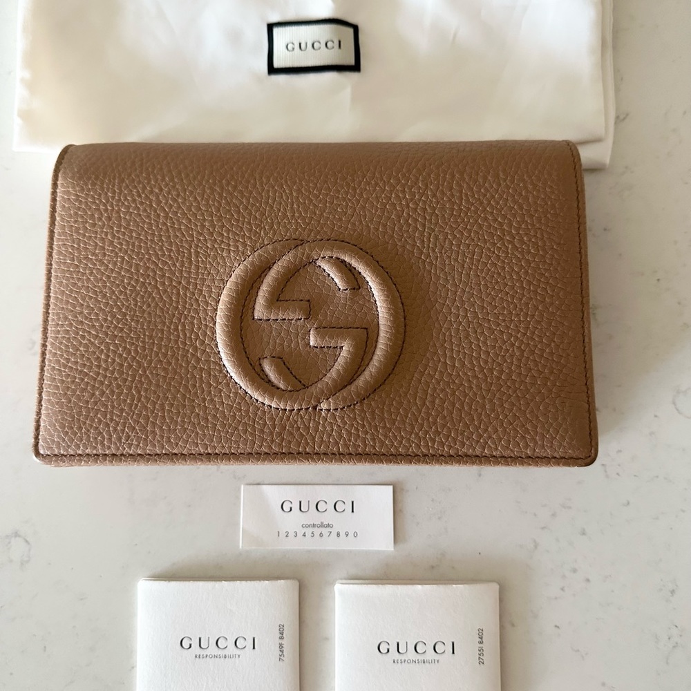 Gucci Soho Wallet on Chain